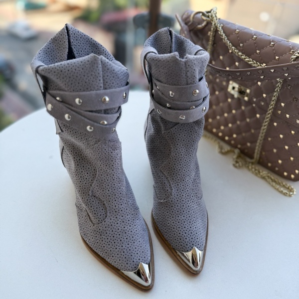 Ciocate Rissa Perforated Metal Grey
