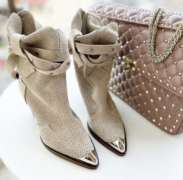 Ciocate Rissa Perforated Metal Cream