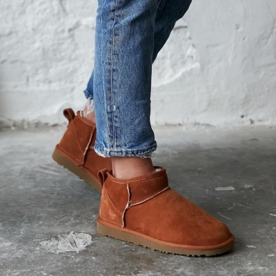 Ghete tip UGG Mini Caramel - Img 4