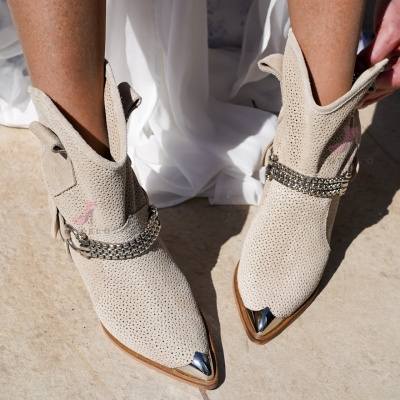 Ciocate Kara Perforated Cream - Img 4