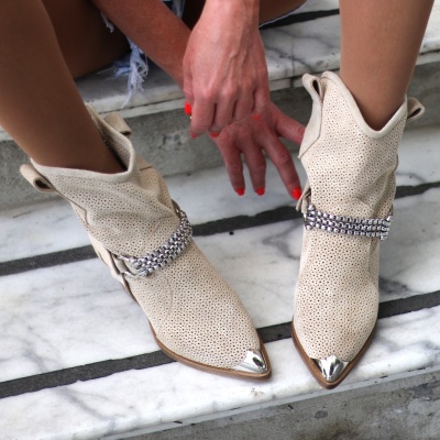 Ciocate Kara Perforated Cream - Img 2