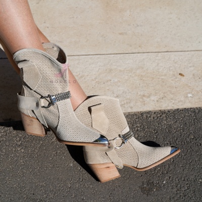 Ciocate Kara Perforated Cream - Img 2