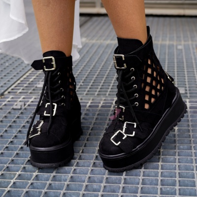 Bocanci Lenna Short Summer Black