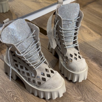 Bocanci Essenza Sparkle Cream - Img 2