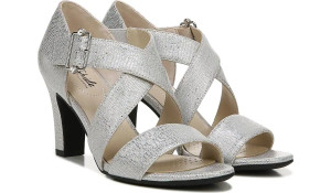 Women's Carlyle Medium/Wide Peep Toe Pump [DEMO] - Img 2