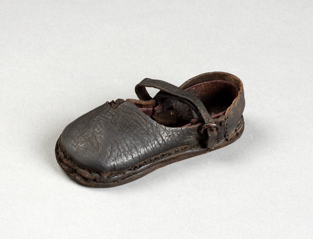pantofi 1410