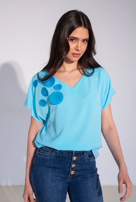 Bluza Bianka Hermosa Aqua – cu rozete decorative, croi lejer, stil chic - Img 5