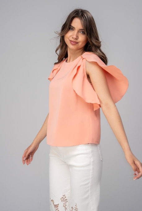 Bluză Hermosa Culoare Cais cu Mâneci Fluture și Volane Decorative - Img 4