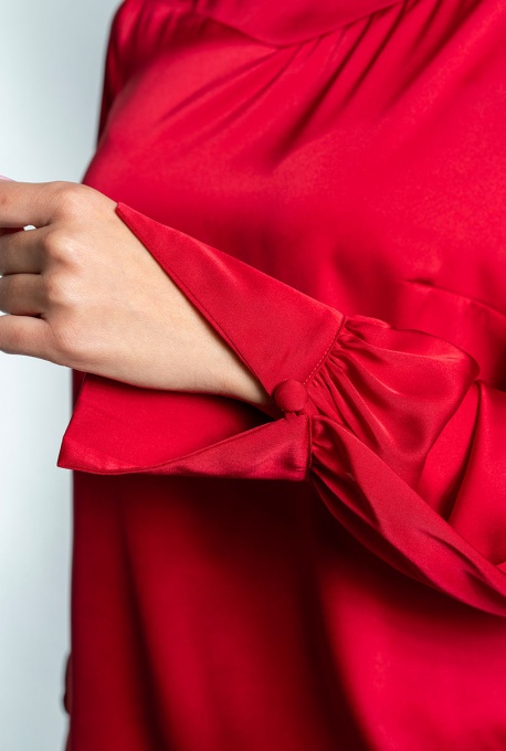 bluza rosie din satin
