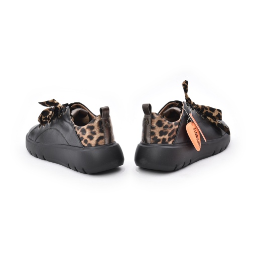 Sneakers damă din piele Impronte Venier Derby IL62500A 062, negru leopard — vedere din spate