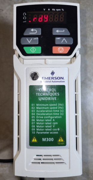Control Techniques Unidrive M300 1.5kW/230V