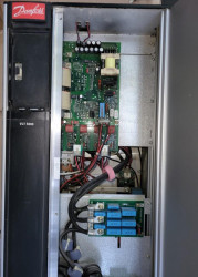 Convertizor de frecventa / VFD Danfoss VLT 5042, 37kW