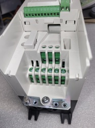 Convertizor de frecventa / VFD Control Techniques Unidrive M300 0.75kW/400V