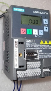 Siemens Sinamics V20 6SL3210-5BB17-5BV1, 0.75kW - Img 3