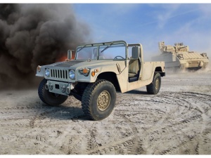 Revell Vehicul Militar Hmmwv M1097A2 Rev03366 - Img 3