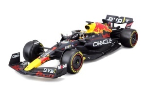 Macheta masinuta Bburago FORMULA 1 1/24 ORACLE Red Bull cu casca Team #1 Max Verstappen 28026/1 - Img 2