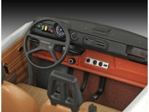 Set Macheta Revell Masina Trabant 601 – Editie Exclusiva 60 De Ani Scara 1:24 Rev05630 - Img 3