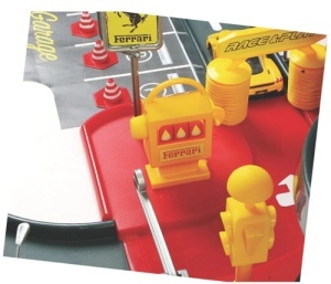 Garaj Bburago 1:43 Ferrari R&P-Parking Garage Incl. 2 Masini Bb31204 - Img 4
