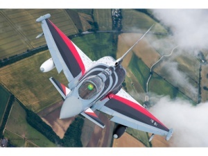 Set Macheta Revell Avion Eurofighter Typhoon – Baron Spirit Scara 1:48 Rev03848 - Img 3