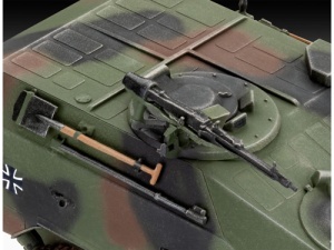 Revell Vehicul Militar Wiesel 2 Leflasys Bf/Uf Rev03336 - Img 4