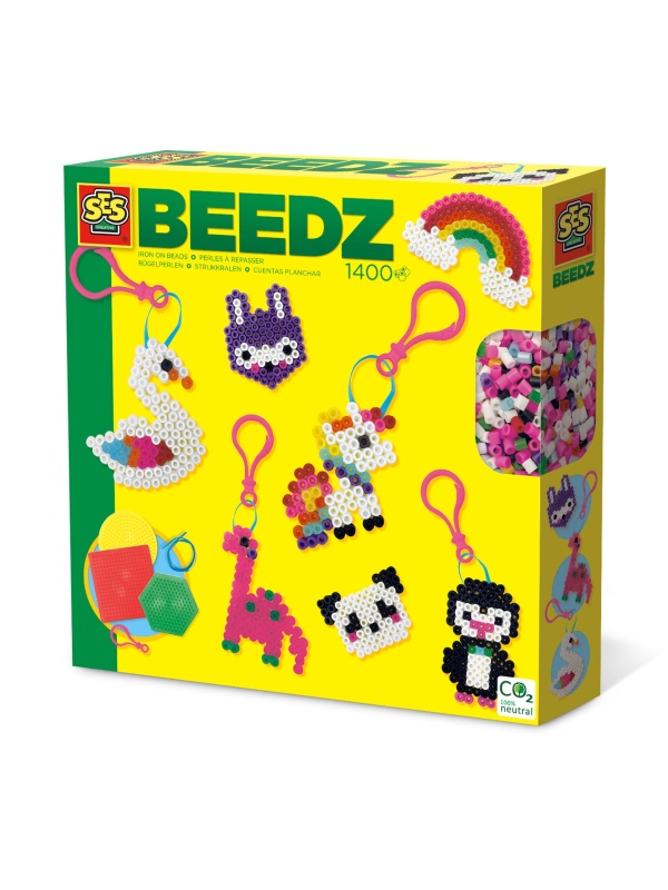 Set creativ - Brelocuri din margele de calcat Beedz