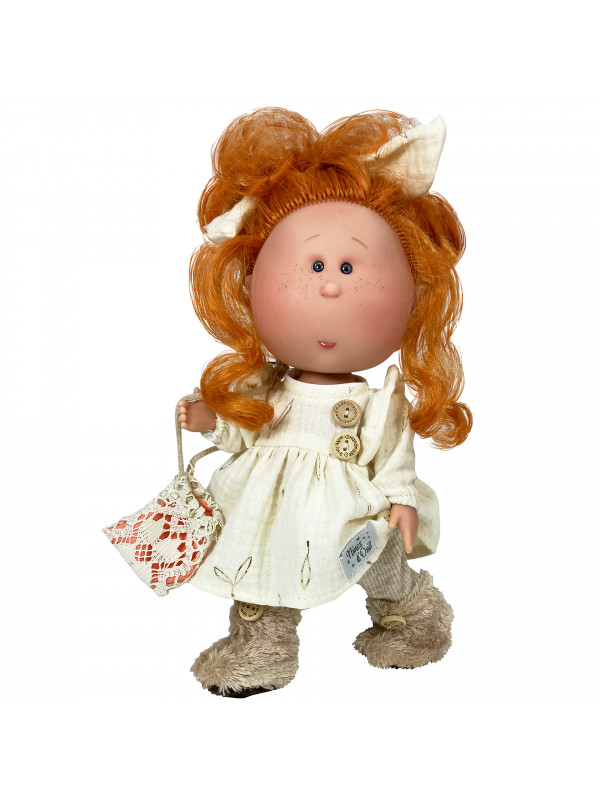 Papusa Nines D'Onil, Mia, cu parul roscat prins, cu articulatii, cu miros de vanilie, 30 cm