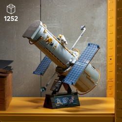 LEGO ICONS TELESCOPUL SPATIAL HUBBLE 11382 - Img 11