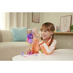 BARBIE FAMILY AND FRIENDS SET PAPUSA BARBIE MALIBU SI ACCESORII AVENTURI IN AER LIBER - Img 3