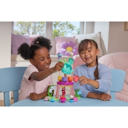 GABBYS DOLLHOUSE FAIRYLANDIA SET DE JOACA PETRECERE CU CEAI CU FIGURINE SI ACCESORII - Img 7