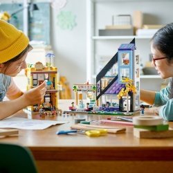 LEGO FRIENDS FLORARIE SI MAGAZIN DE DESIGN IN CENTRUL ORASULUI 41732 - Img 3