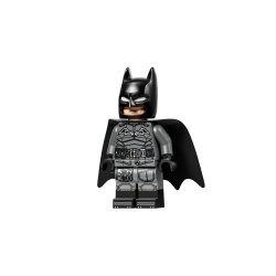 LEGO SUPER HEROES BATMOBILUL DIN BATMAN 76332 - Img 3