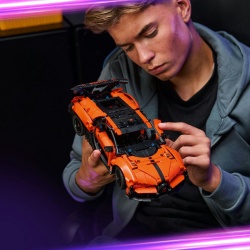 LEGO TECHNIC HIPERMASINA BUGATTI CHIRON PUR SPORT 42222 - Img 4