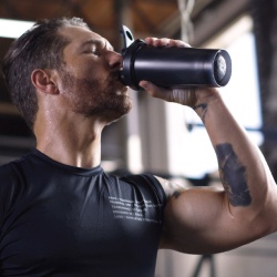 Blender Bottle Shaker Clasic Black, 800 Ml - Img 2