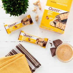 Quest Hero Crispy Baton Proteic Cu Aroma De Ciocolata Si Unt De Arahide, 54 G - Img 7
