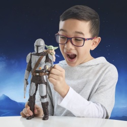 STAR WARS MANDALORIAN SI GROGU SET VANATORUL DE RECOMPENSE FIGURINA CU SUNETE - Img 4