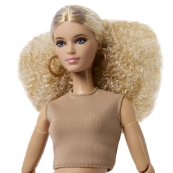 BARBIE SIGNATURE PAPUSA BARBIE BASIC MODEL 07 BLONDA - Img 4
