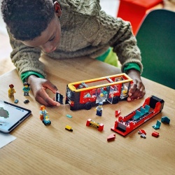 LEGO CITY AUTOBUZ TURISTIC ROSU CU ETAJ 60407 - Img 4