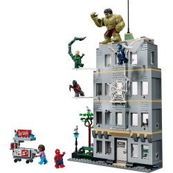 LEGO MARVEL SPIDERMAN CONFRUNTAREA MEMORABILA DINTRE OMUL PAIANJEN SI HULK 76350 - Img 2