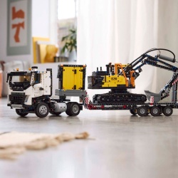 LEGO TECHNIC CAMIONUL FMX ȘI EXCAVATORUL ELECTRIC EC230 DE LA VOLVO 42175 - Img 6