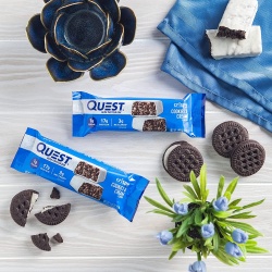 Quest Hero Crispy Baton Proteic Cu Aroma De Biscuiti Cu Crema, 52 G - Img 2
