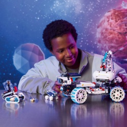 LEGO TECHNIC VEHICUL SPATIAL ROVER LUNAR OUTPOST 42211 - Img 4
