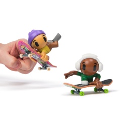 TECH DECH SK8 CREW PACHET 2 SETURI PLACA SI FIGURINA 9.6CM CASCA MOV SI CASTI ALBE - Img 6