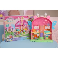 GABBYS DOLLHOUSE FAIRYLANDIA SET DE JOACA ZANA MAGICA FLUTTER CU FIGURINA GABBY INCLUSA - Img 2