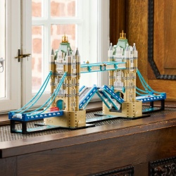 LEGO ARCHITECTURE PODUL TURNULUI 21067 - Img 2