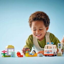 LEGO DUPLO AMBULANTA SI SOFER 10447 - Img 3