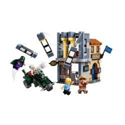 LEGO ONE PIECE INFRUNTARE CU CAPITANUL SMOKER 75642 - Img 9