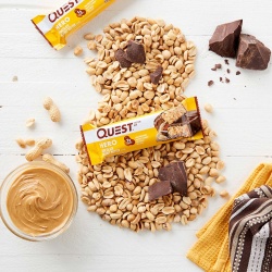 Quest Hero Crispy Baton Proteic Cu Aroma De Ciocolata Si Unt De Arahide, 54 G - Img 8