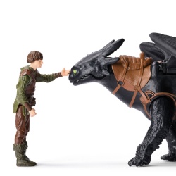 CUM SA ITI DRESEZI DRAGONUL SET DRAGON TOOTHLESS SI FIGURINA VIKING HICCUP - Img 5