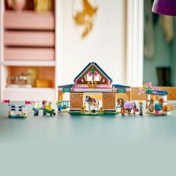 LEGO FRIENDS GRAJD DE CAI SI ACADEMIE DE ECHITATIE 42688 - Img 2