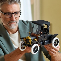LEGO ICONS FORD MODEL T 11376 - Img 5